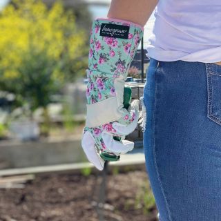 You Grow Girl Garden Gloves Thumbnail